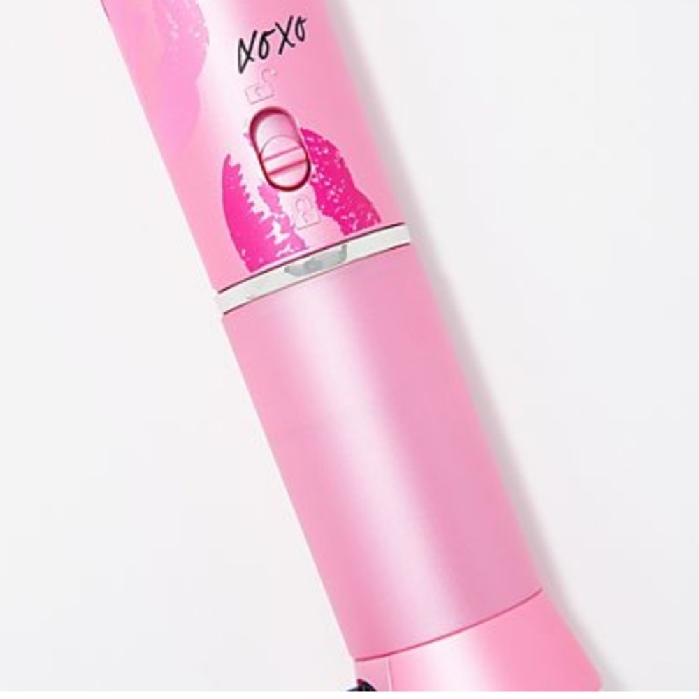BLOWPRO KISS EDITION UPRIGHT TITANIUM STYLER - Picture 2 of 6